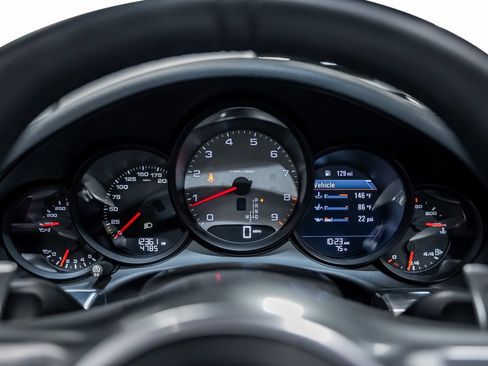 Used 2016 Porsche 911 Carrera 4S image 43