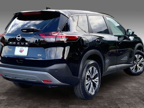 Used 2023 Nissan Rogue SV FWD image 13