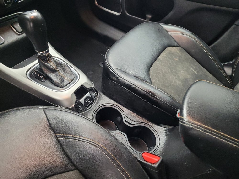 Used 2021 Jeep Compass Latitude FWD image 26