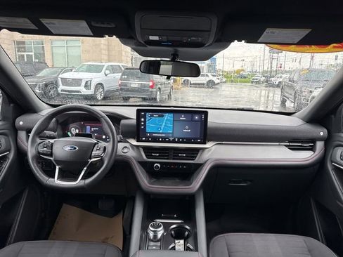 Used 2025 Ford Explorer ST-Line AWD/4WD image 26