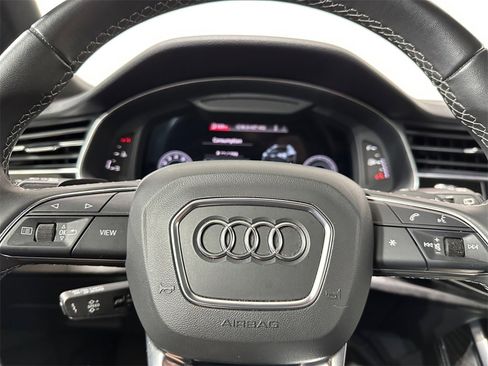 Used 2023 Audi Q8 Premium Plus image 13