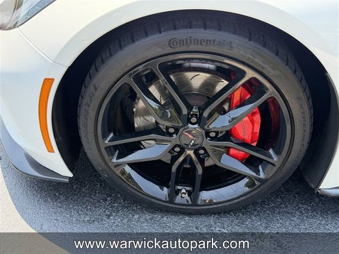 Used 2015 Chevrolet Corvette Stingray Coupe w/ 2LT Preferred Equipment Group RWD image 16