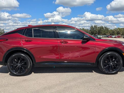 Used 2024 Buick Envista Sport Touring image 4