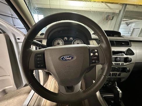 Used 2008 Ford Focus SES FWD image 35