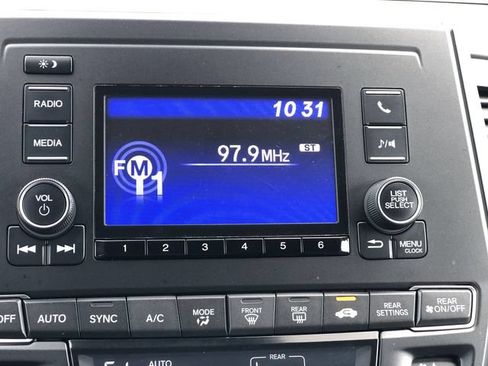 Certified 2021 Honda Odyssey LX image 23