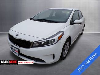 Used 2017 Kia Forte LX video 1