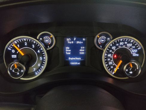 Used 2019 RAM 1500 Big Horn RWD image 23