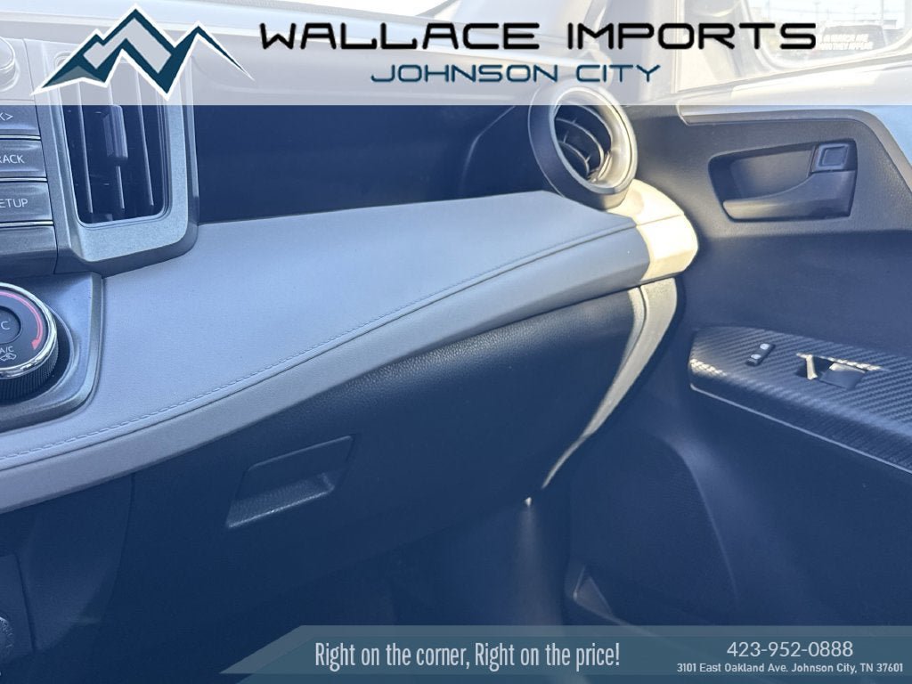 Used 2015 Toyota RAV4 LE AWD/4WD image 20