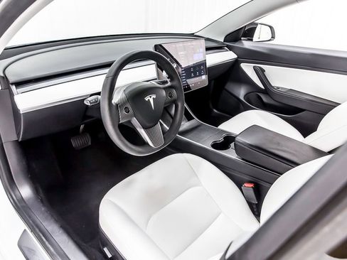 Used 2020 Tesla Model 3 Long Range image 30