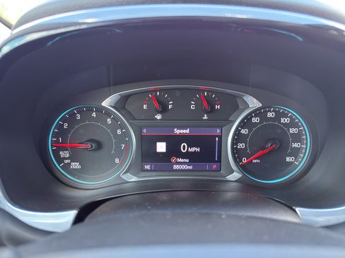 Used 2021 Chevrolet Traverse Premier image 23