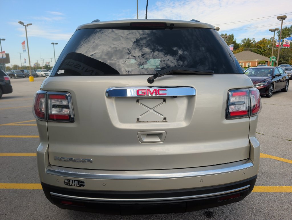 Used 2015 GMC Acadia SLE FWD image 6