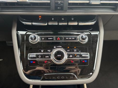 Used 2022 Lincoln Corsair Reserve FWD image 17