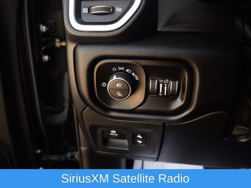 Used 2019 RAM 1500 Big Horn AWD/4WD image 7