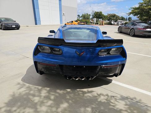 Used 2016 Chevrolet Corvette Z06 w/ 3LZ Preferred Equipment Group RWD image 5