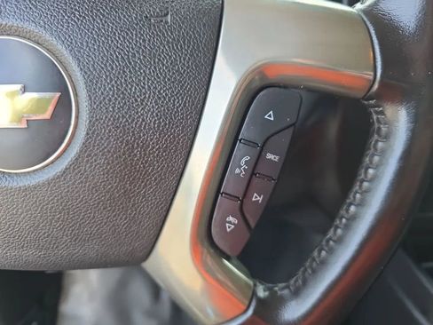Used 2019 Chevrolet Express 3500 Extended w/ Driver Convenience Package RWD image 16
