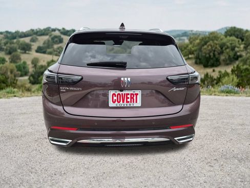 Used 2024 Buick Envision Avenir AWD/4WD image 9