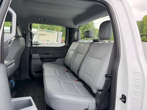 New 2026 Ford F250 XL AWD/4WD image 16