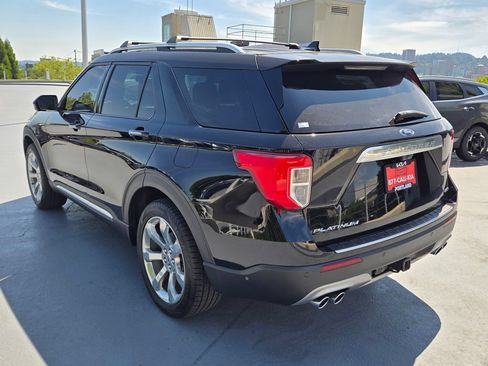 Used 2020 Ford Explorer Platinum w/ Premium Technology Package AWD/4WD image 5