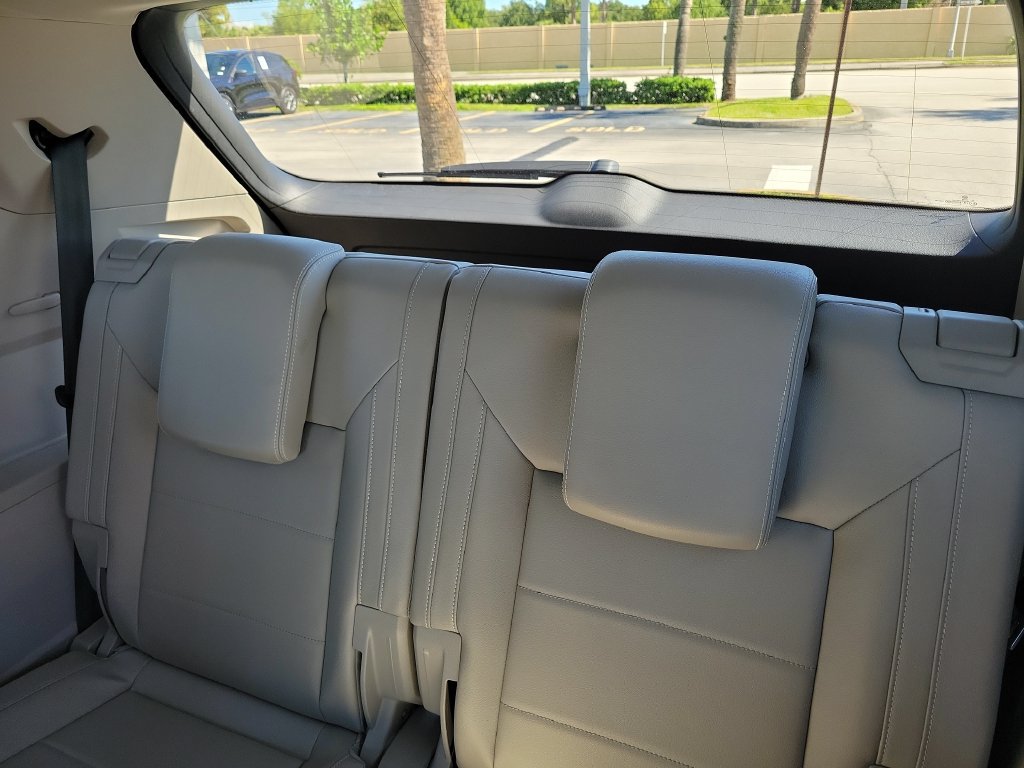 Used 2021 Volkswagen Atlas SE w/ Panoramic Sunroof Package FWD image 23