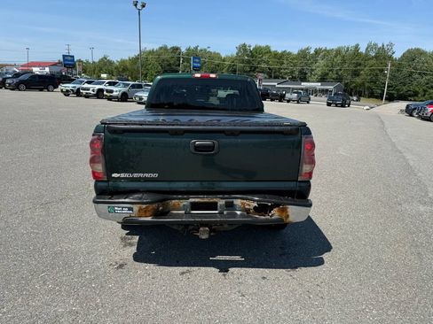 Used 2006 Chevrolet Silverado 1500 LT w/ Light Duty Power Package AWD/4WD image 5