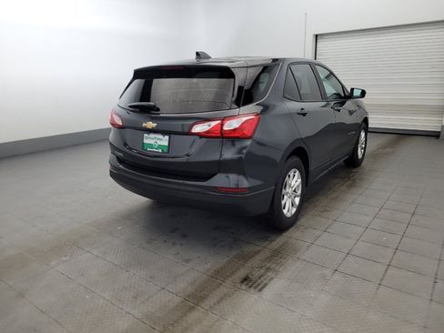 Used 2020 Chevrolet Equinox LS w/ LPO, Cargo Package FWD image 9