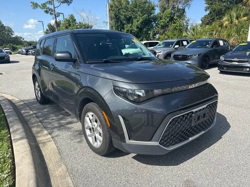 Certified 2023 Kia Soul LX w/ Option Group 015 FWD image 2