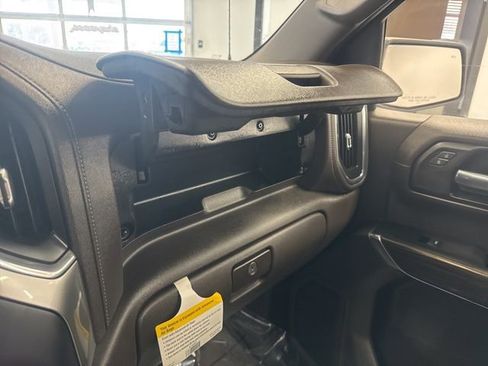 Used 2020 Chevrolet Silverado 1500 LT w/ All-Star Edition image 48