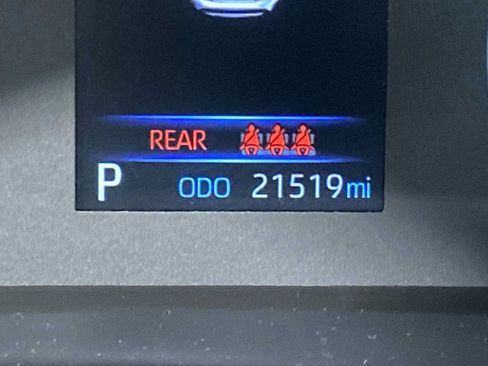 Used 2024 Toyota Corolla LE FWD image 18