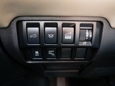 Used 2021 Subaru Ascent Touring AWD/4WD image 26
