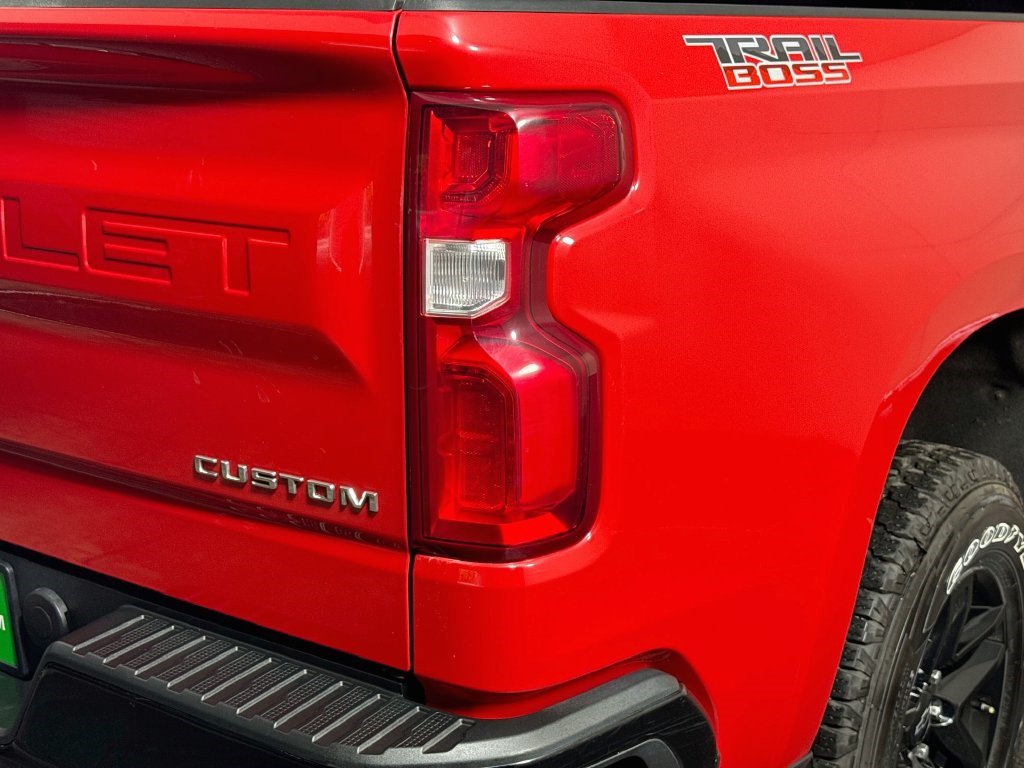 Used 2022 Chevrolet Silverado 1500 Custom Trail Boss w/ Safety Confidence Package AWD/4WD image 31