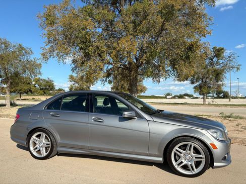 Used 2010 Mercedes-Benz C 300 Sedan image 52