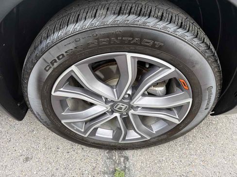 Used 2021 Honda CR-V Touring image 11