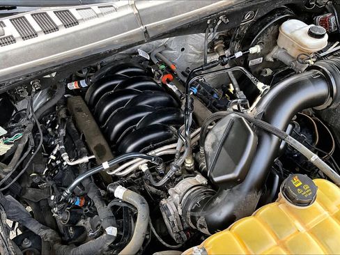 Used 2019 Ford F150 XLT w/ Equipment Group 302A Luxury image 35