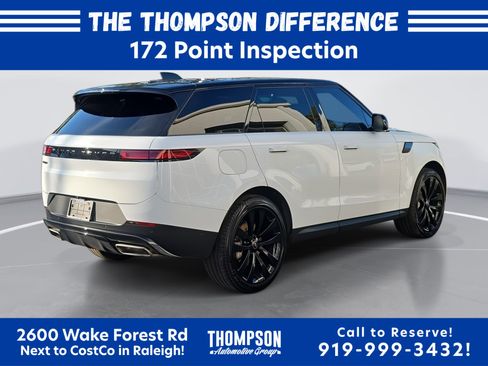 Used 2024 Land Rover Range Rover Sport SE AWD/4WD image 3