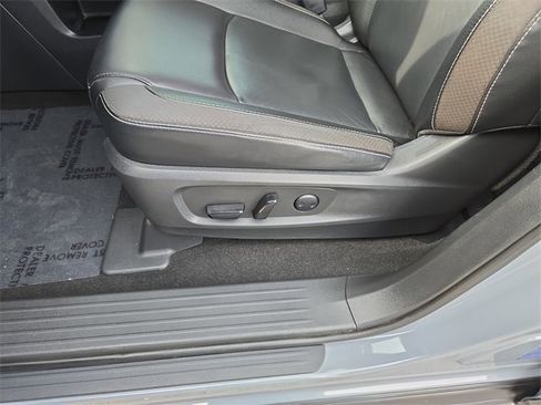 Certified 2023 Nissan Pathfinder SL image 32