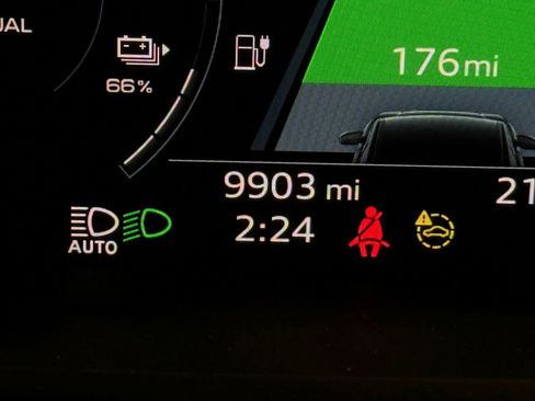 Certified 2024 Audi Q4 e-tron Premium Plus w/ Premium Plus image 18