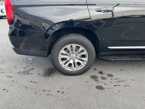 Certified 2025 GMC Yukon Denali image 33