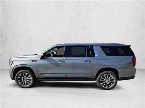 New 2026 GMC Yukon XL Denali w/ Sun & Power Step Package image 5