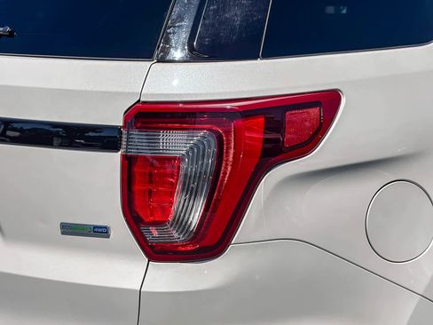 Used 2016 Ford Explorer Sport w/ Equipment Group 401A AWD/4WD image 8