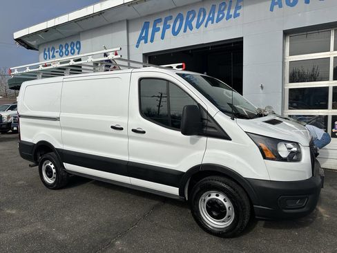 Used 2023 Ford Transit 250 Low Roof image 3