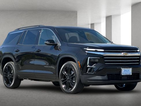 New 2026 Chevrolet Traverse LT w/ Enhanced Driving Package AWD/4WD image 2