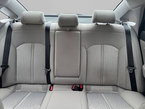 Used 2016 Hyundai Sonata SE image 18