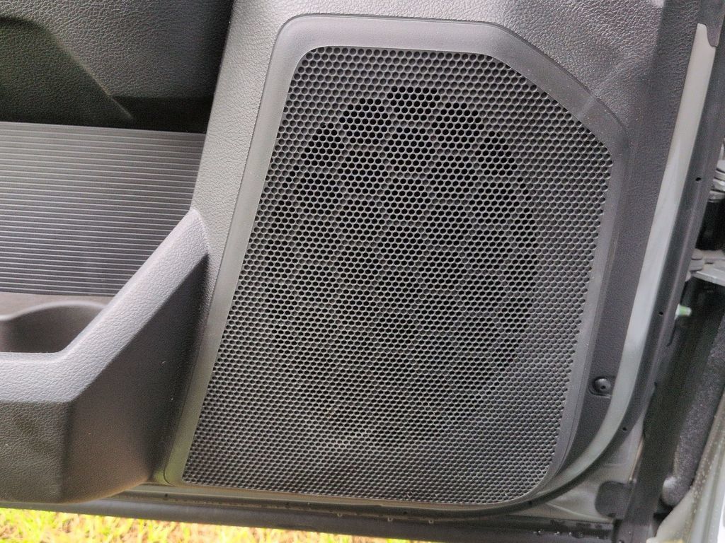 New 2026 RAM 3500 Big Horn AWD/4WD image 13
