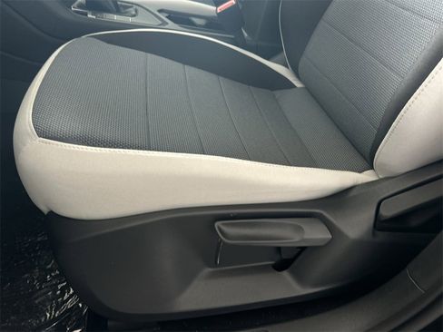 New 2026 Volkswagen Taos S image 12