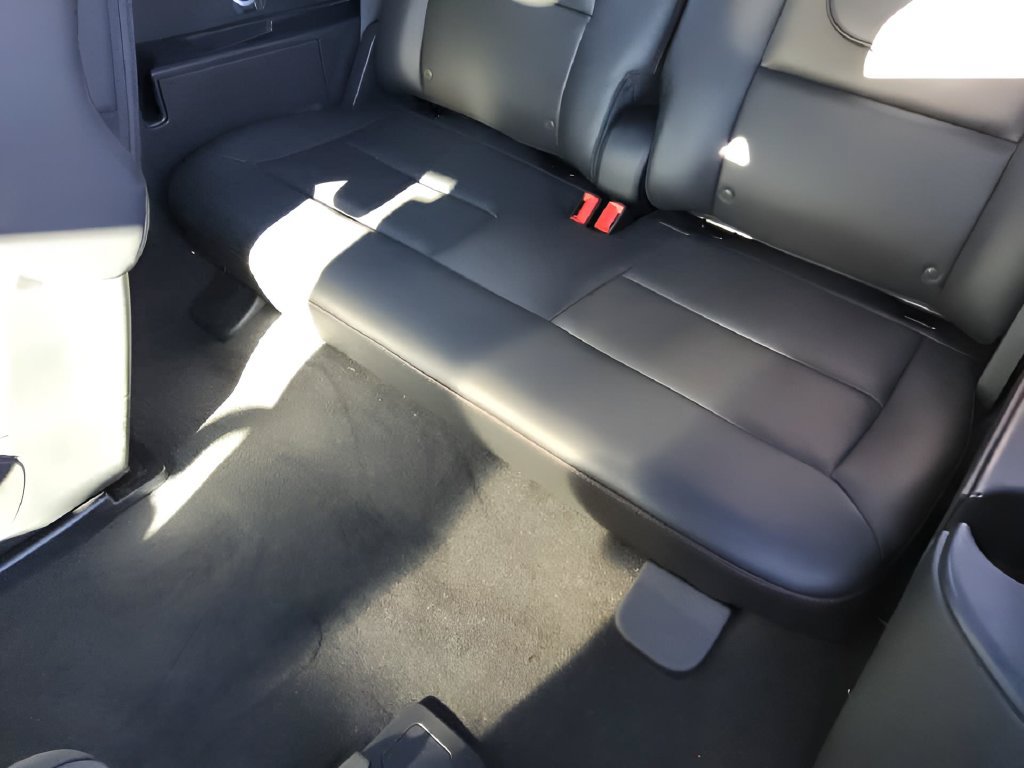 Used 2025 Ford Explorer ST w/ Sun And Sound Package AWD/4WD image 29