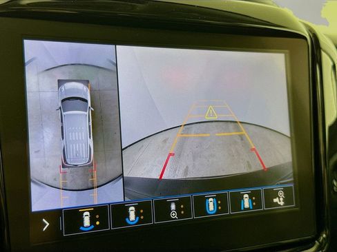 Used 2020 Chevrolet Traverse Premier w/ Redline Edition image 16