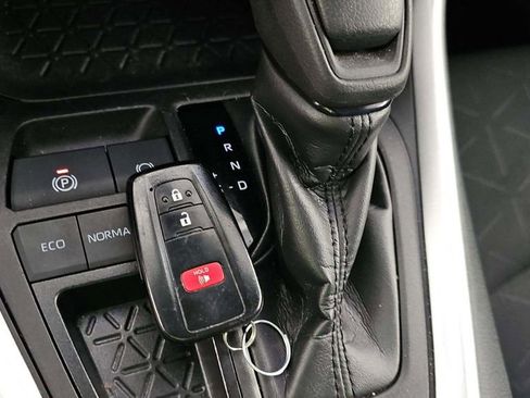 Used 2023 Toyota RAV4 XLE FWD image 14