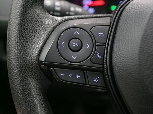 Used 2020 Toyota RAV4 XLE AWD/4WD image 32