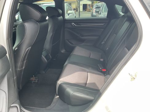 Used 2020 Honda Accord Sport image 11