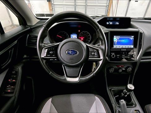 Used 2018 Subaru Crosstrek 2.0i Premium image 5